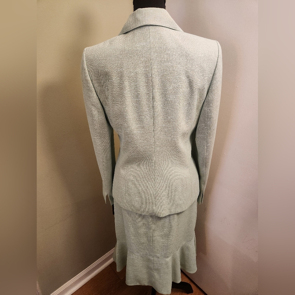 Woman's Suit Skirt Evan-Picone 6 - Picture 2 of 8